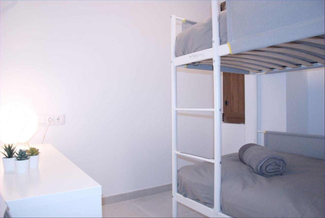 Vivienda Junto A Ruzafa - 12 Pax Y Mas Apartman Valencia Kültér fotó