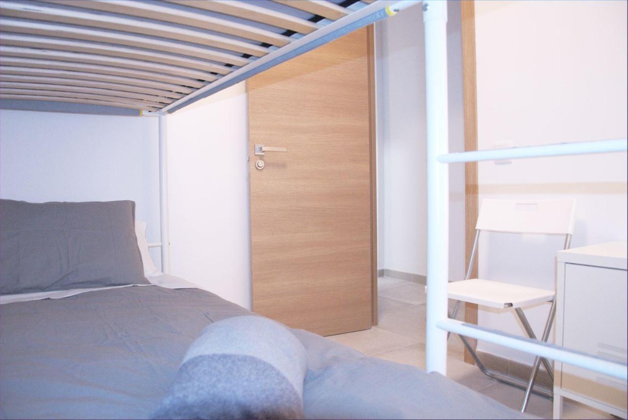 Vivienda Junto A Ruzafa - 12 Pax Y Mas Apartman Valencia Kültér fotó