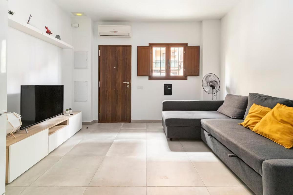 Vivienda Junto A Ruzafa - 12 Pax Y Mas Apartman Valencia Kültér fotó