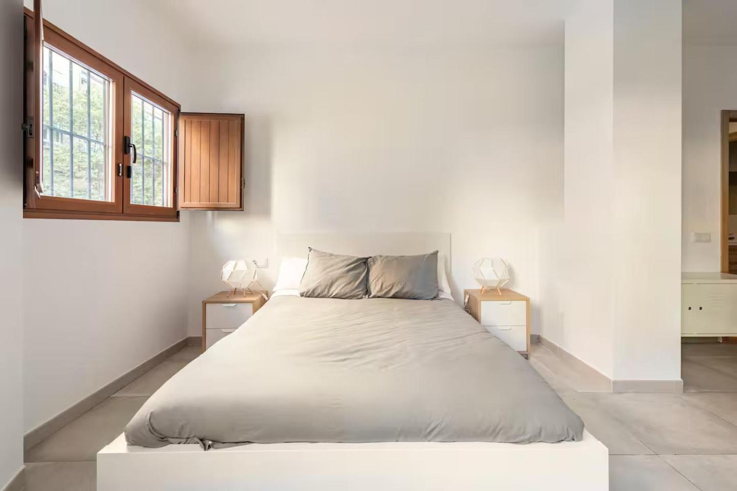 Vivienda Junto A Ruzafa - 12 Pax Y Mas Apartman Valencia Kültér fotó