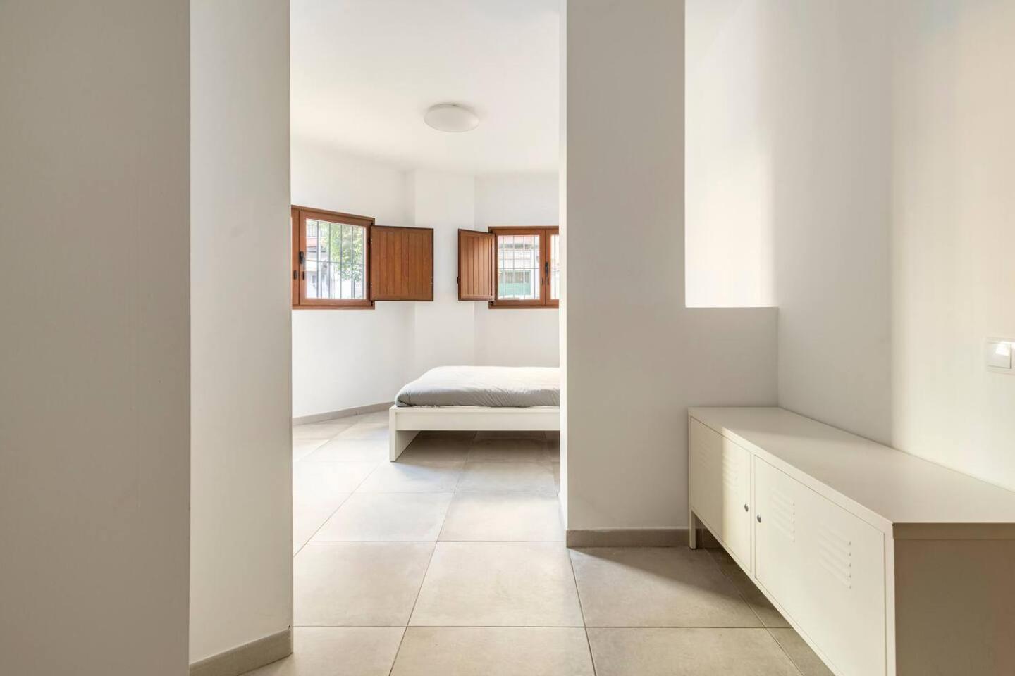 Vivienda Junto A Ruzafa - 12 Pax Y Mas Apartman Valencia Kültér fotó